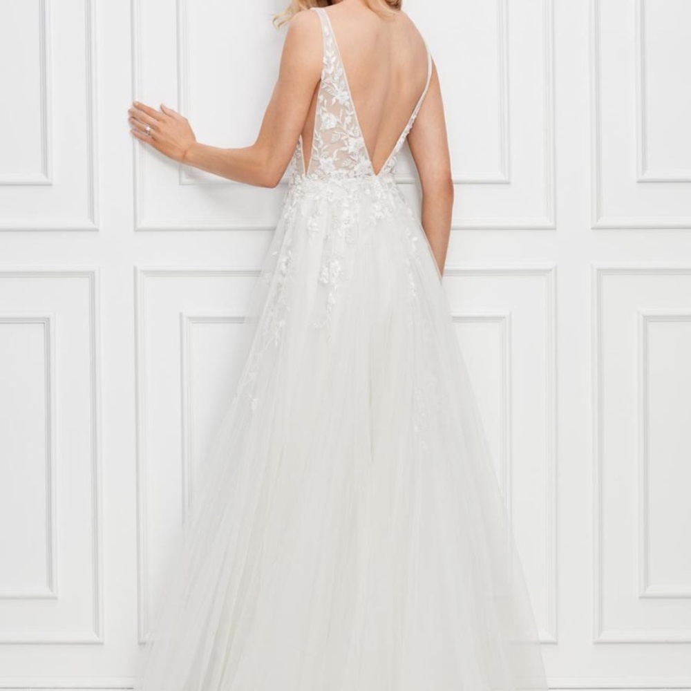 Willowby by Watters Hearst Gown Wedding Dress
